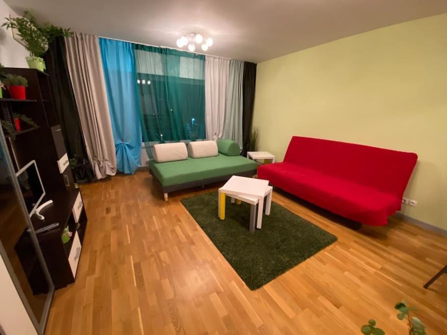 Green Apartment 214 With Private Parking Bucharest Luaran gambar